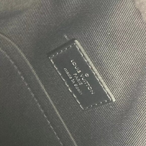 LOUIS VUITTON N41408 Damier Graphite Dayton PM Messenger Crossbody Shoulder Bag - Picture 10 of 15